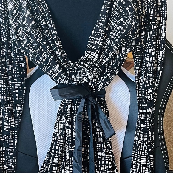 B&W wrap dress - Picture 1 of 5